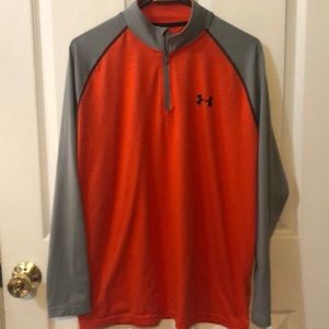 Men’s UA long sleeve MED